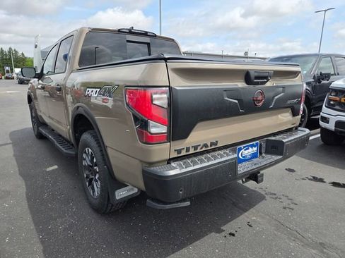 Used 2023 Nissan Titan PRO-4X w/ Pro-4x Utility Package AWD/4WD image 6