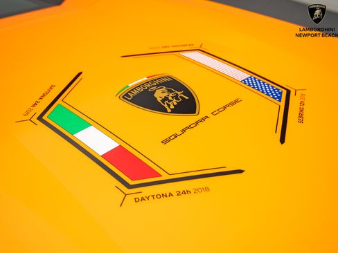 Used 2020 Lamborghini Huracan EVO image 5