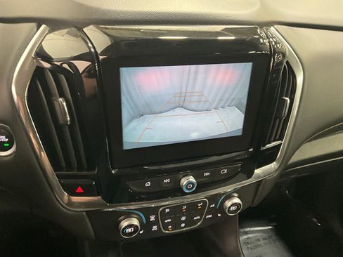 Used 2018 Chevrolet Traverse LT AWD/4WD image 19