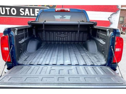 Used 2019 Chevrolet Colorado W/T w/ WT Convenience Package RWD image 30