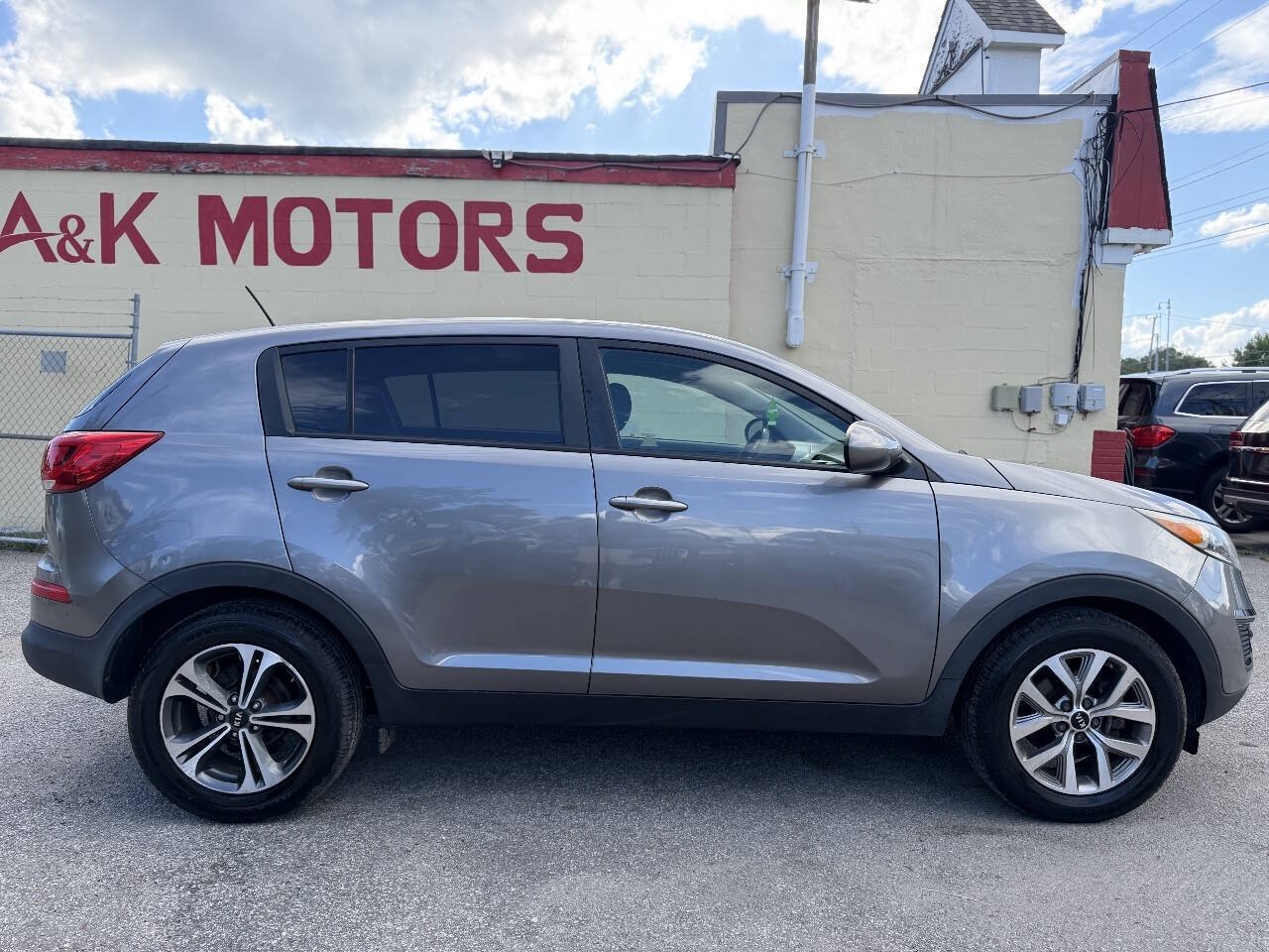 Used 2015 Kia Sportage LX FWD image 9