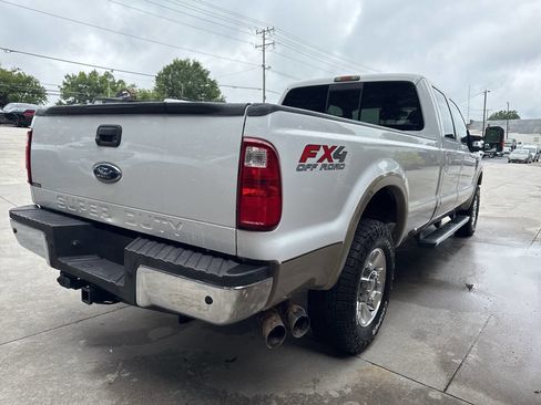 Used 2010 Ford F250 Lariat AWD/4WD image 5