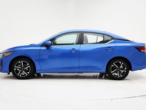 Used 2024 Nissan Sentra SV image 5