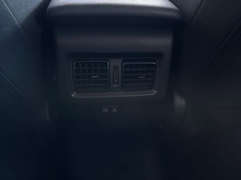 Used 2025 Toyota Camry LE image 23