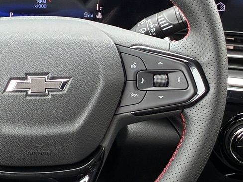 New 2026 Chevrolet Trax RS w/ Sunroof Package image 23