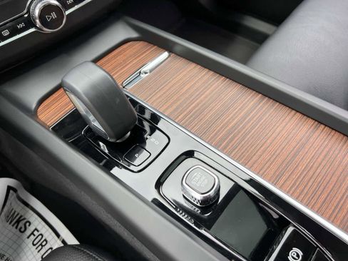 Used 2023 Volvo XC60 B5 Plus w/ Climate Package image 21