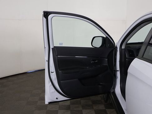 New 2026 Mitsubishi Outlander Sport ES AWD/4WD image 15