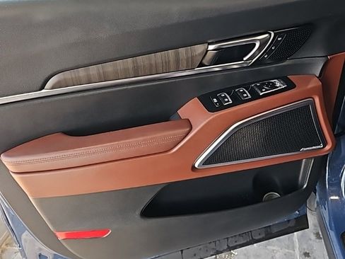 Used 2023 Kia Telluride SX Prestige image 28