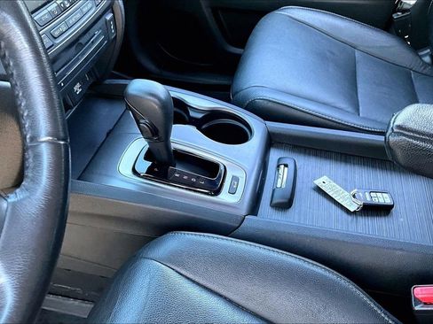 Used 2017 Honda Pilot EX-L image 17