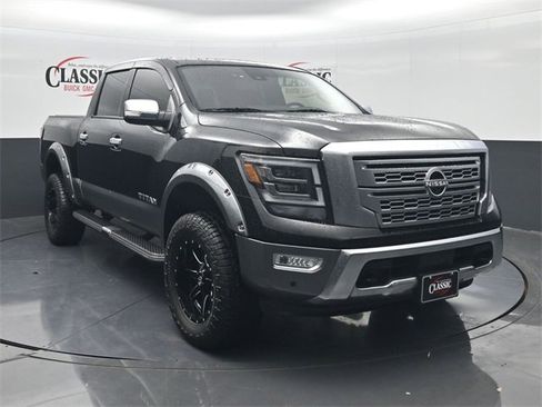 Used 2024 Nissan Titan Platinum Reserve w/ Moonroof Package image 5