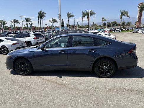 Used 2025 Honda Accord SE image 2