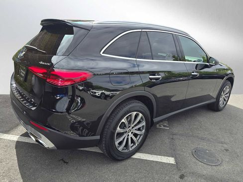 Used 2026 Mercedes-Benz GLC 300 4MATIC image 3