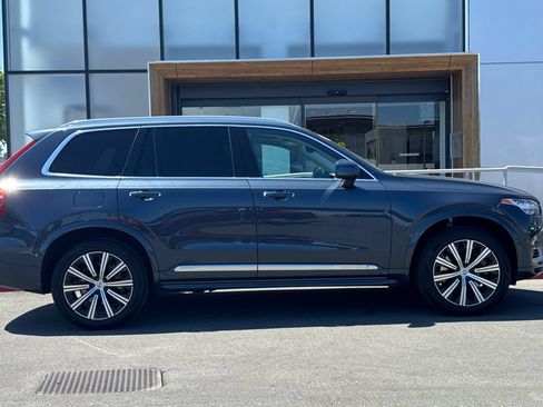Used 2022 Volvo XC90 T8 Inscription w/ Advanced Package AWD/4WD image 8