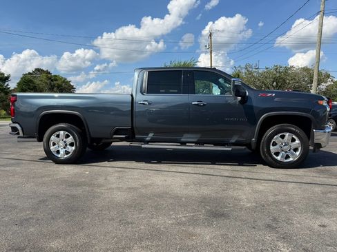 Used 2020 Chevrolet Silverado 3500 LTZ w/ LTZ Plus Package AWD/4WD image 4
