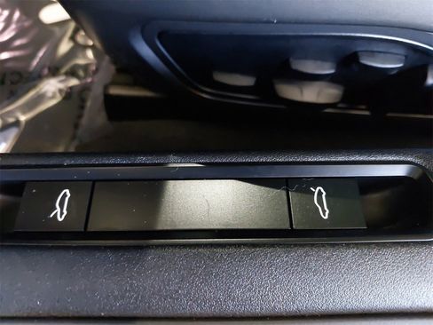 Used 2024 Porsche 911 Carrera 4 GTS image 36