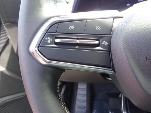 Used 2024 Chevrolet Blazer EV LT AWD/4WD image 15