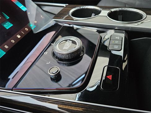Certified 2025 Cadillac Escalade Premium Luxury w/ LPO, Floor Liner Package AWD/4WD image 21