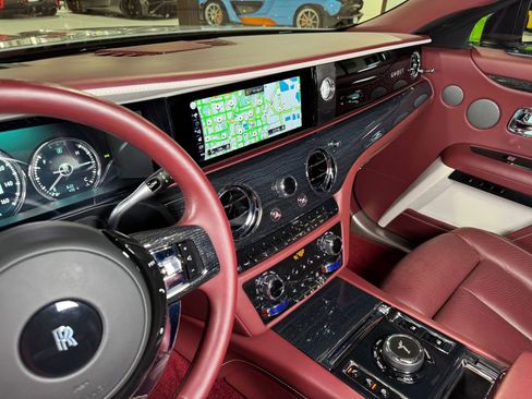 Used 2021 Rolls-Royce Ghost image 31