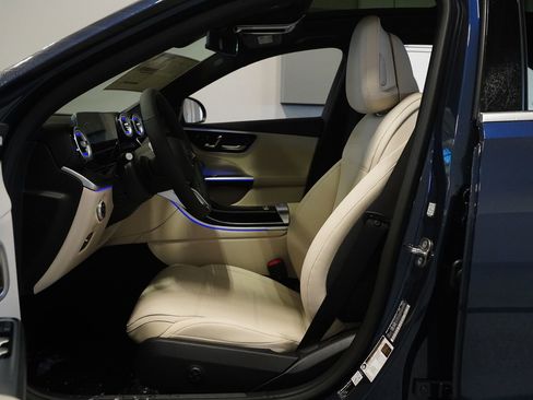 New 2026 Mercedes-Benz C 300 4MATIC Sedan image 14