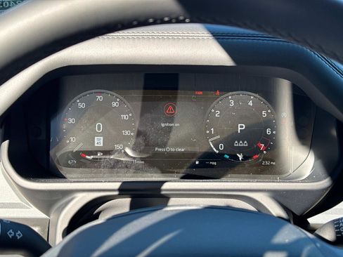 Certified 2025 Land Rover Defender 110 S image 30