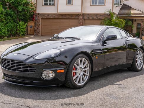 Used 2005 Aston Martin Vanquish S RWD image 14