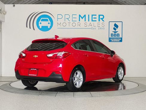 Used 2017 Chevrolet Cruze LT w/ Convenience Package FWD image 16