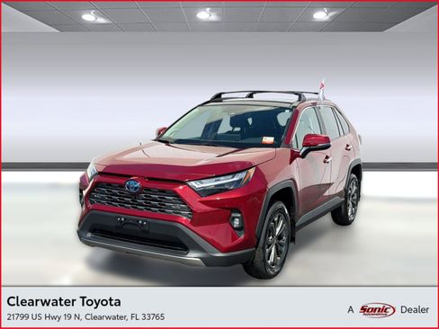 Certified 2022 Toyota RAV4 Limited AWD/4WD image 1