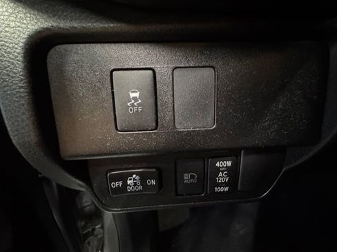 Used 2020 Toyota Tacoma TRD Sport w/ Technology Package image 22