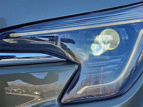 Certified 2023 Subaru Ascent Premium w/ Convenience Package image 32