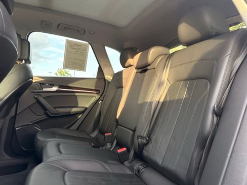 Used 2020 Audi Q5 2.0T Premium AWD/4WD image 29