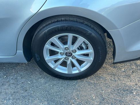 Used 2025 Toyota Camry LE image 30