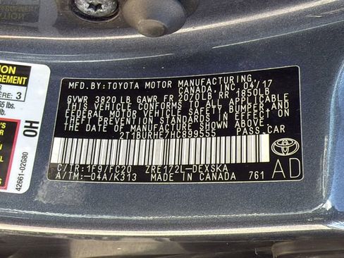 Used 2017 Toyota Corolla SE FWD image 32