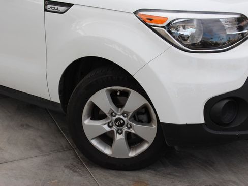Used 2018 Kia Soul image 3