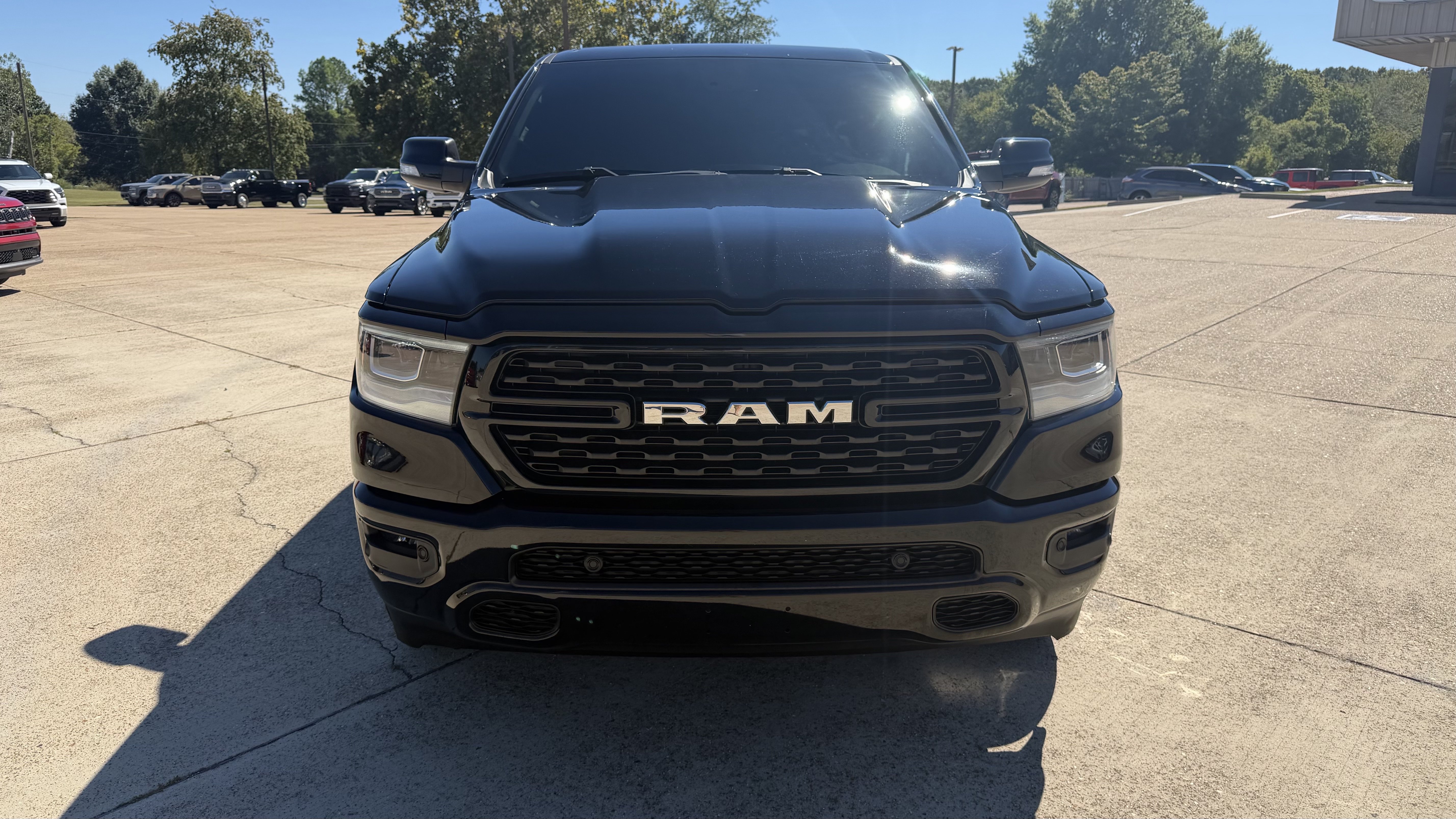 Used 2022 RAM 1500 Big Horn AWD/4WD image 3