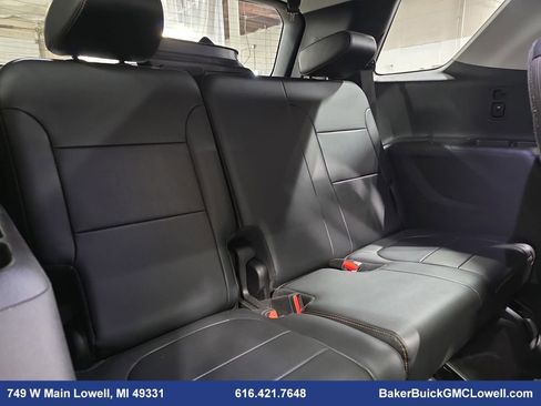 Used 2019 Chevrolet Traverse Premier w/ Driver Confidence II Package image 12