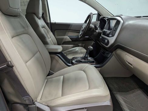 Used 2015 GMC Canyon SLT w/ Driver Alert Package image 42