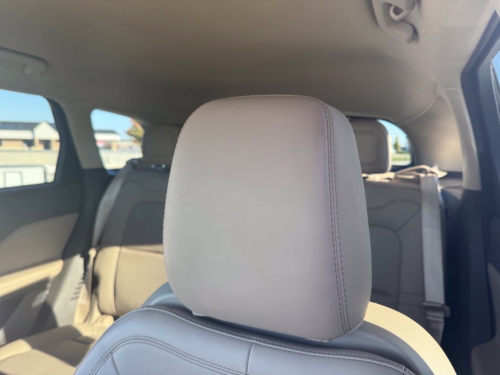 Used 2024 Lincoln Corsair AWD w/ Equipment Group 101A image 29