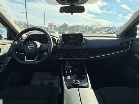 Certified 2023 Nissan Rogue S image 20