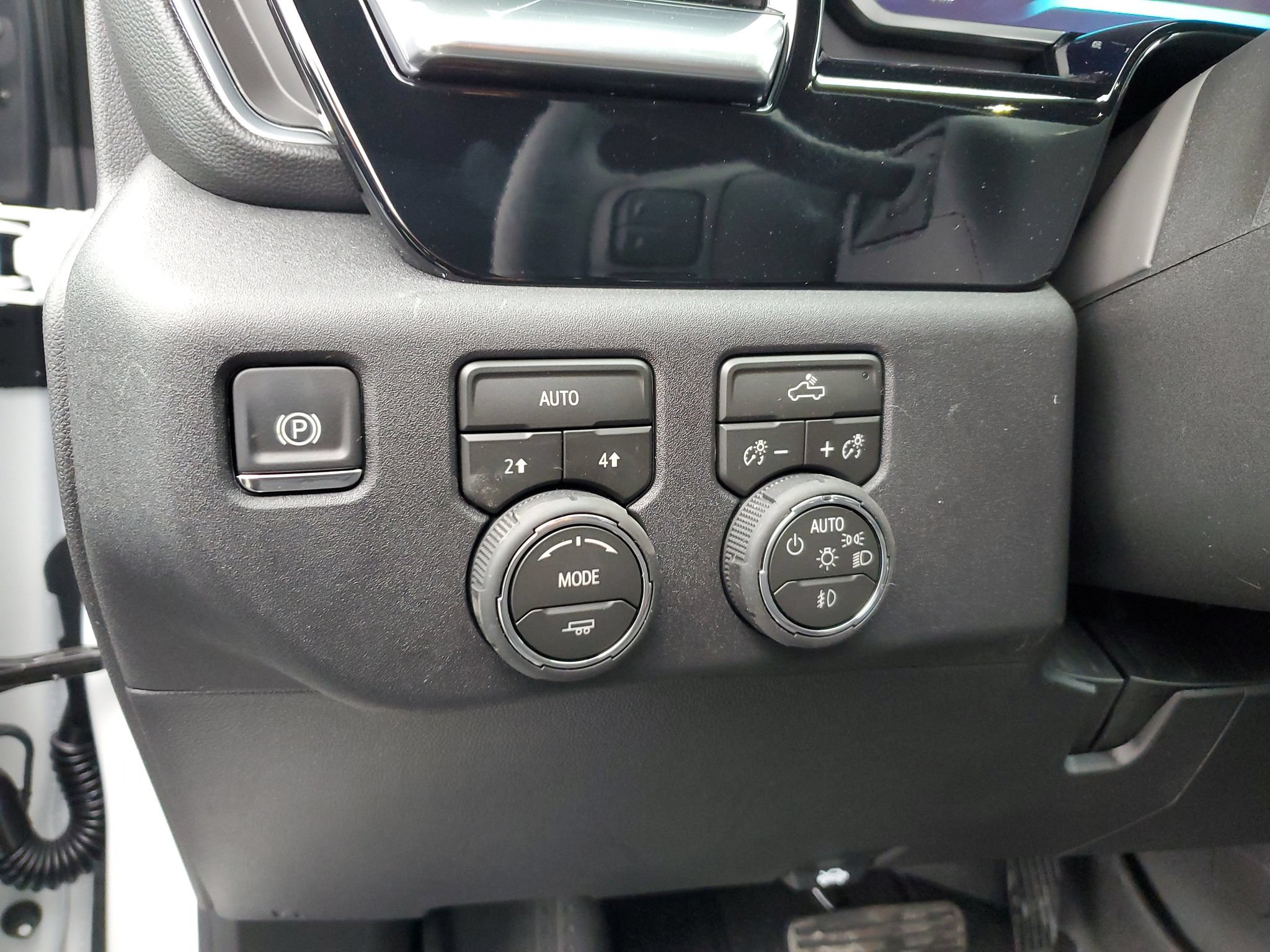 New 2026 Chevrolet Silverado 1500 RST w/ RST Select Package AWD/4WD image 18