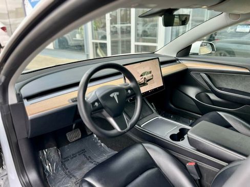 Used 2022 Tesla Model 3 Long Range image 12