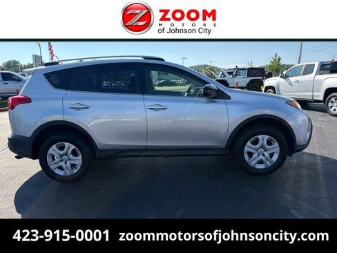 Used 2015 Toyota RAV4 LE FWD image 1