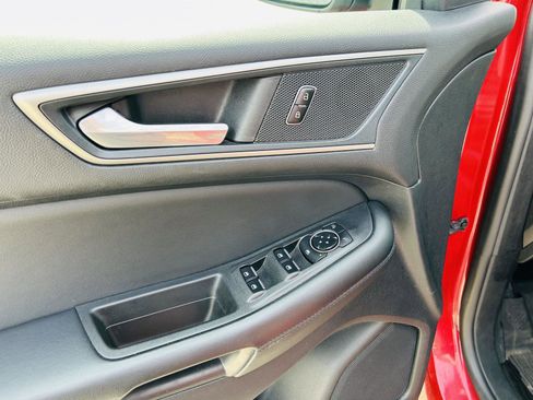 Used 2024 Ford Edge SEL w/ Convenience Package image 13