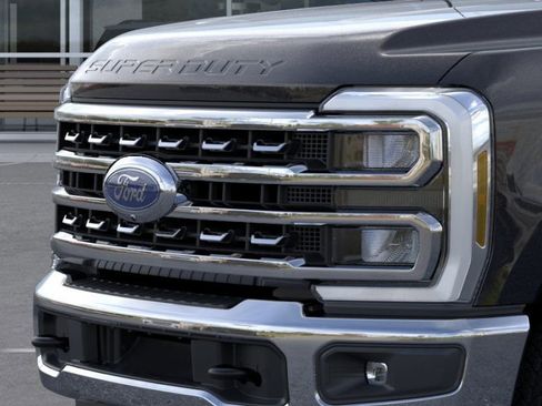 New 2026 Ford F250 Lariat w/ Chrome Package image 17