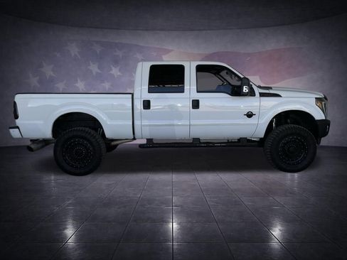 Used 2011 Ford F250 XLT w/ XLT Premium Pkg image 6