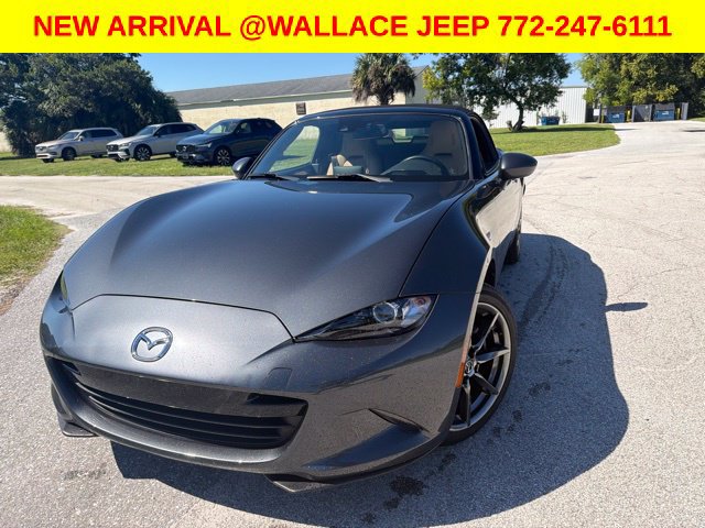 Used 2016 MAZDA MX-5 Miata Grand Touring RWD image 2