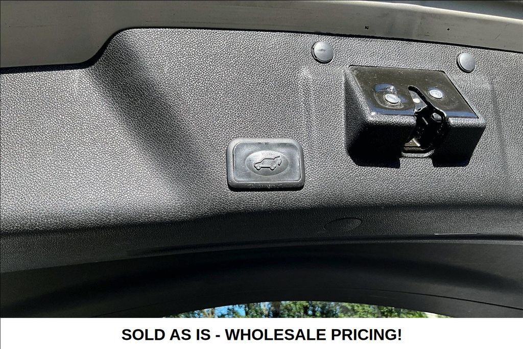 Used 2014 GMC Acadia SLT AWD/4WD image 27