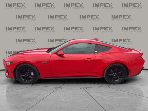 Used 2024 Ford Mustang GT RWD image 2