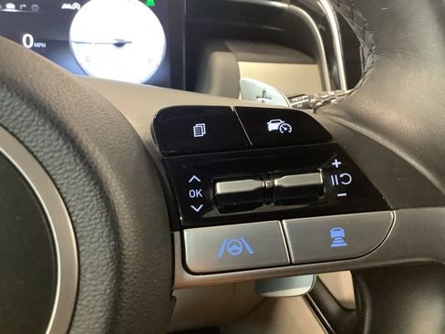 Used 2023 Hyundai Tucson Limited AWD/4WD image 28