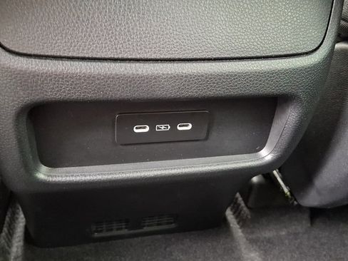Certified 2025 Honda Pilot Sport image 12