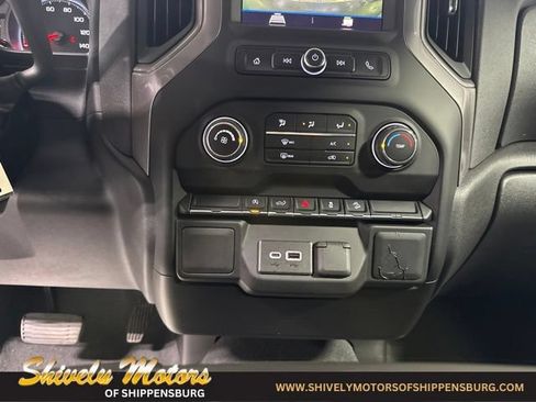 Used 2021 Chevrolet Silverado 1500 Custom Trail Boss w/ Realtree Special Edition AWD/4WD image 22